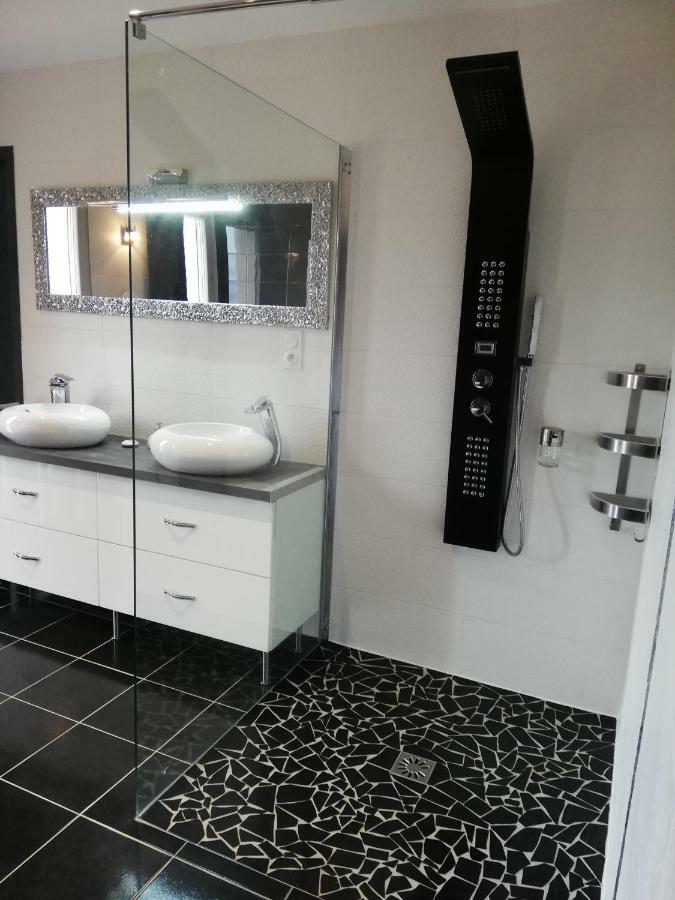 Chambres D'Hotes Luxe Et Serenite Theize Dış mekan fotoğraf